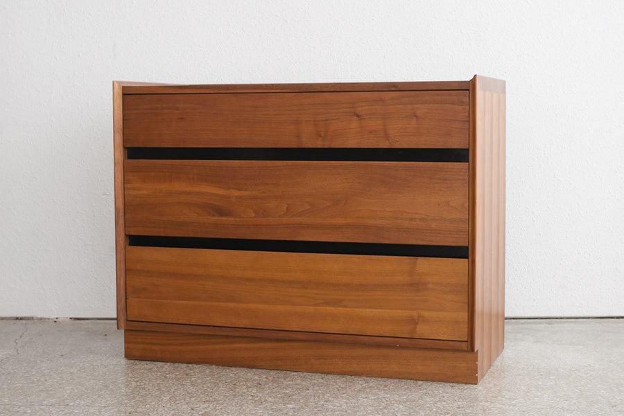 Mid Century Dillingham Dresser