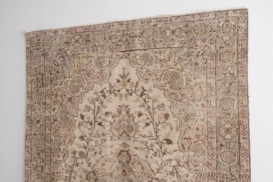 5x9 Turkish Rug | SERAN