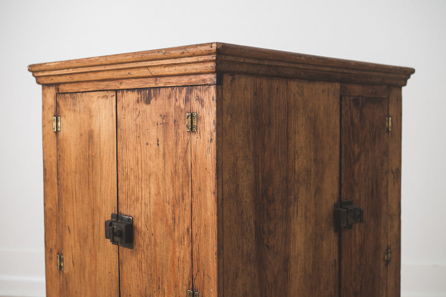 Kitchen Island Cabinet