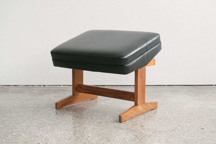 MC Adjustable Ottoman