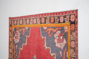 4x9 Turkish Rug